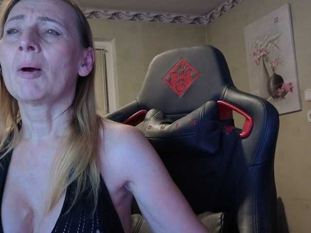 Sexy-Angela live cam preview