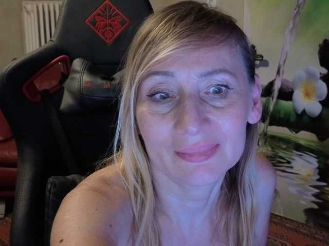 AngelikaMore