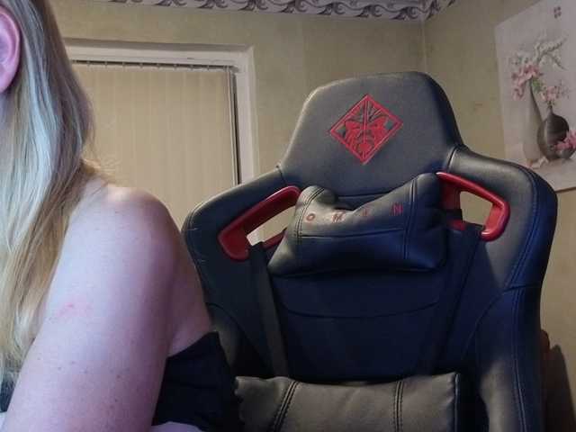 Sexy-Angela live cam preview
