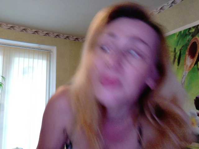 AngelikaMore live cam on BongaCams