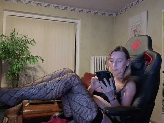 AngelikaMore