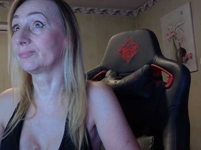 Sexy-Angela