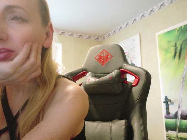 AngelikaMore