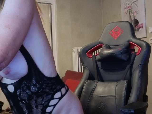 AngelikaMore