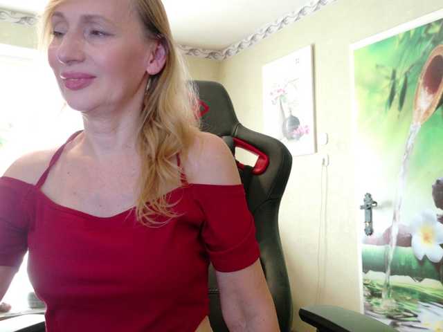 AngelikaMore live cam on BongaCams