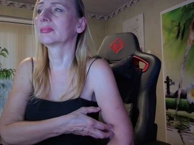 AngelikaMore live cam on BongaCams