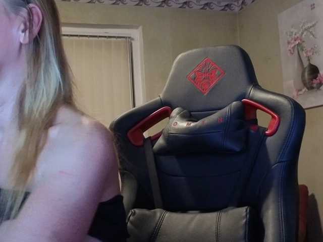 Sexy-Angela live cam preview
