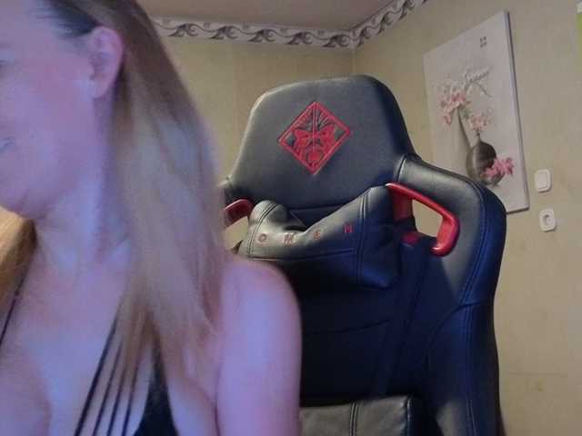 Angelika-Geil live cam preview