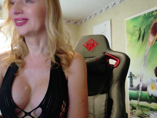 AngelikaMore
