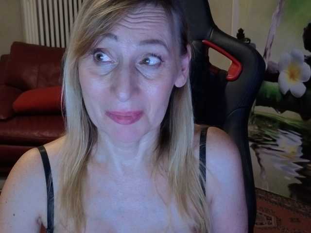 AngelikaMore