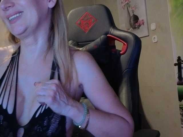 Sexy-Angela