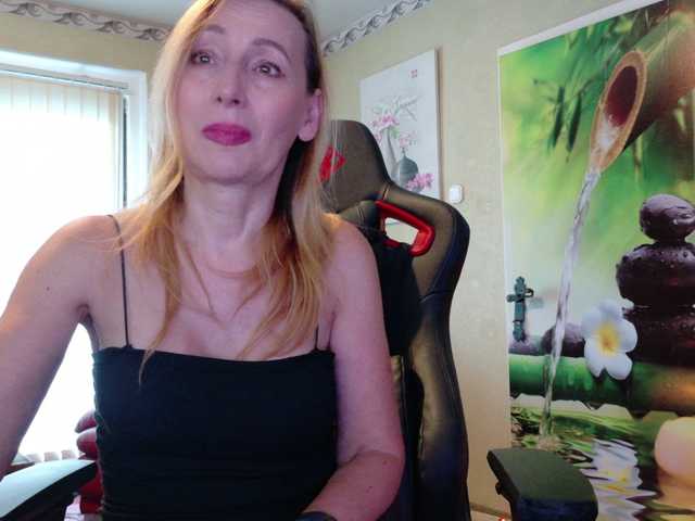 AngelikaMore live cam on BongaCams