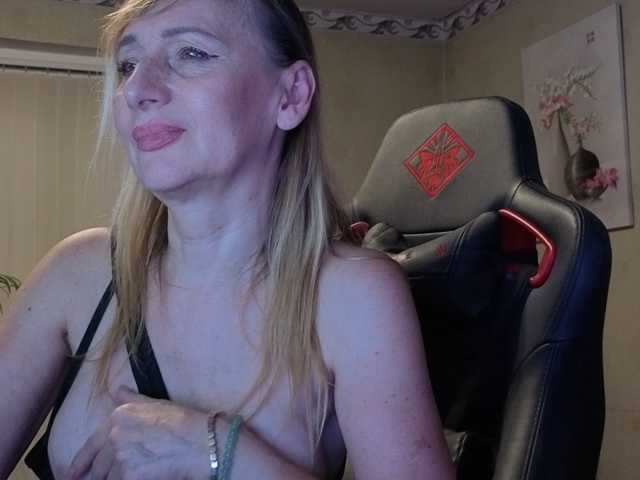 Sexy-Angela