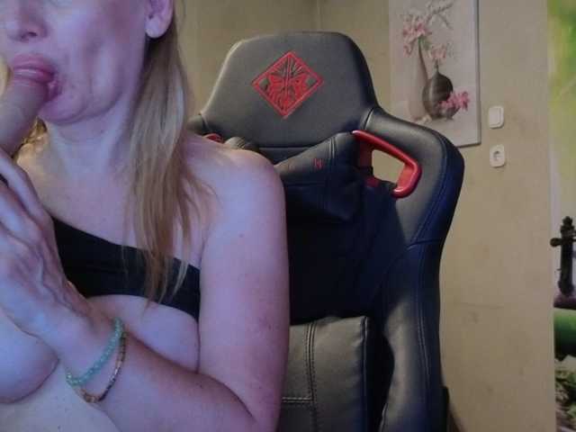 Sexy-Angela