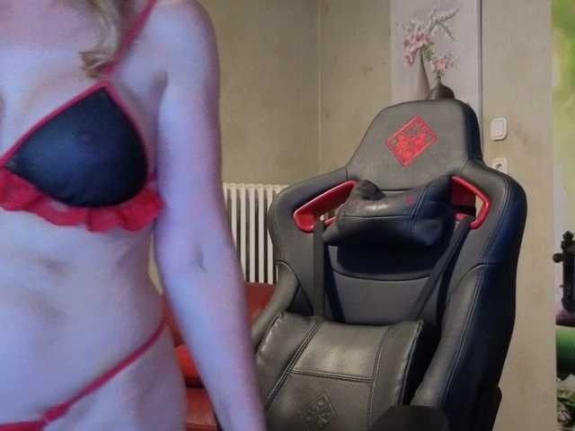 AngelikaMore