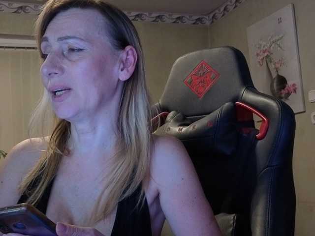 Sexy-Angela live cam preview