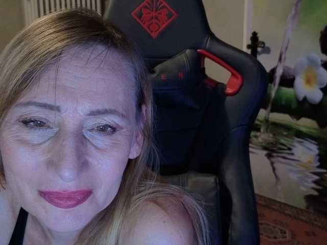 AngelikaMore