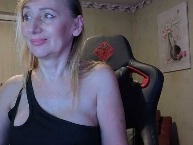 AngelikaMore live cam on BongaCams