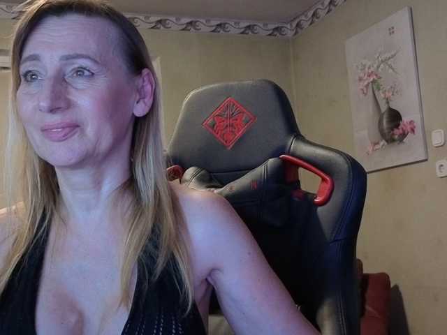 Sexy-Angela live cam preview