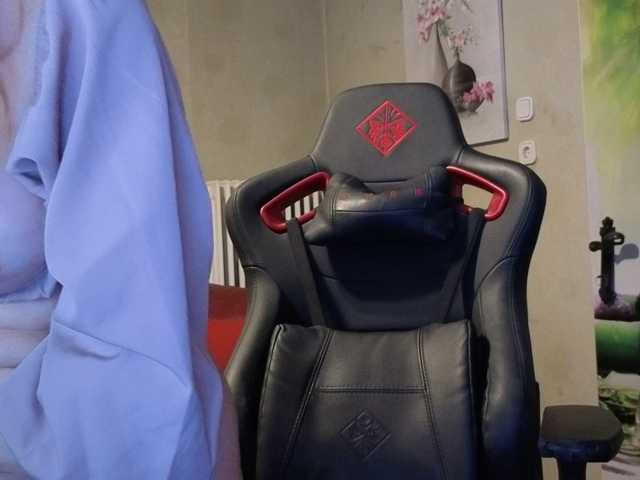 AngelikaMore live cam preview