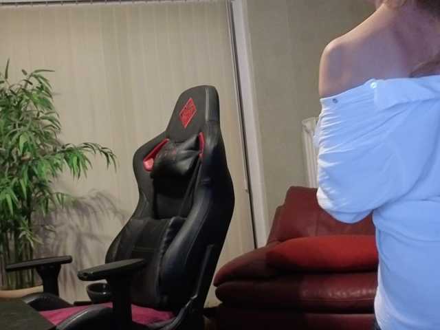 Angelika-Geil live cam preview