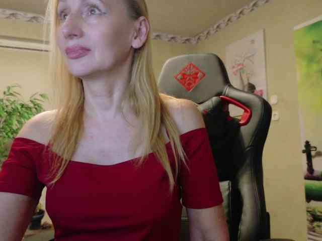 AngelikaMore webcam