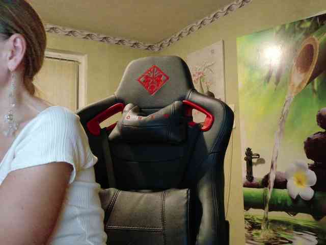 AngelikaMore webcam