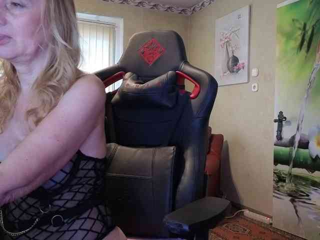 AngelikaMore webcam