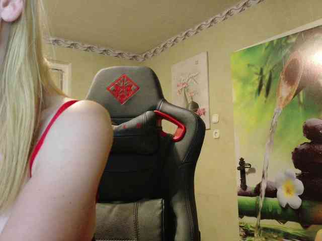 AngelikaMore webcam
