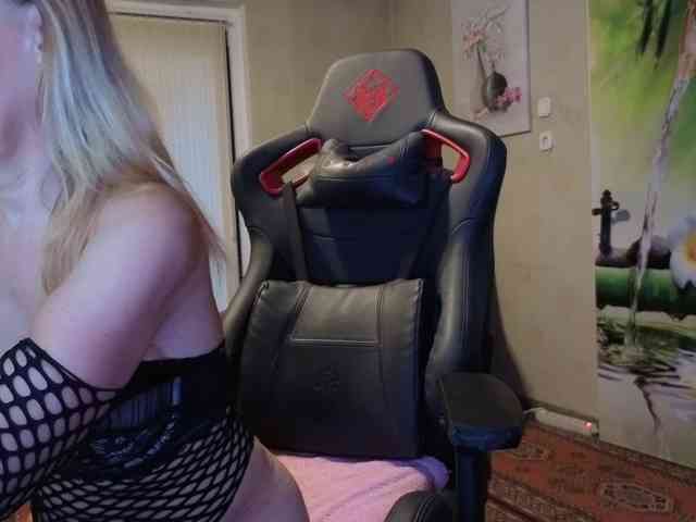 AngelikaMore webcam