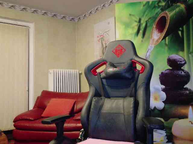 AngelikaMore webcam