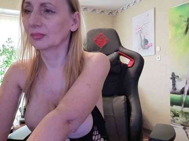 AngelikaMore webcam