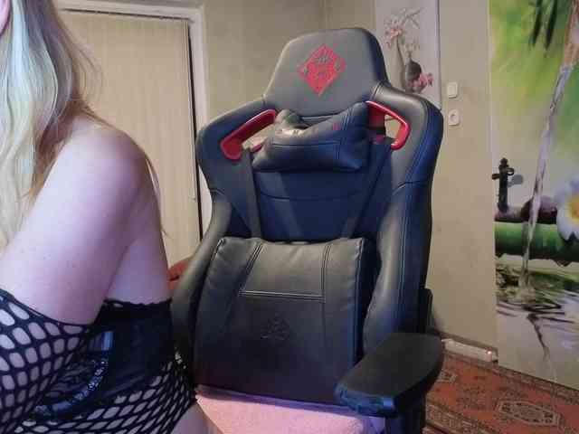 AngelikaMore webcam
