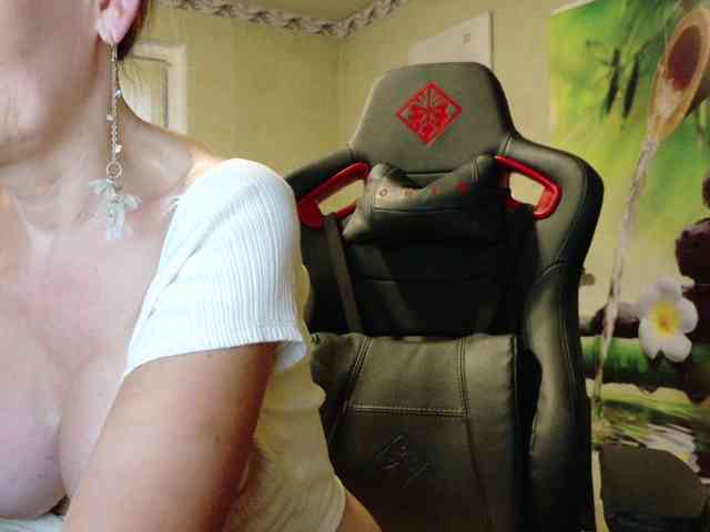 AngelikaMore webcam