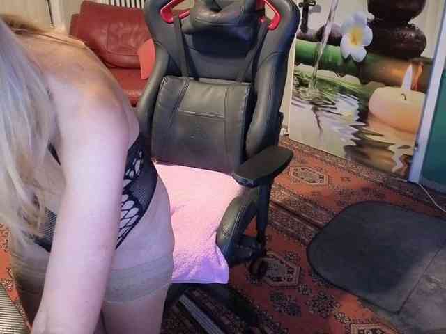 AngelikaMore webcam