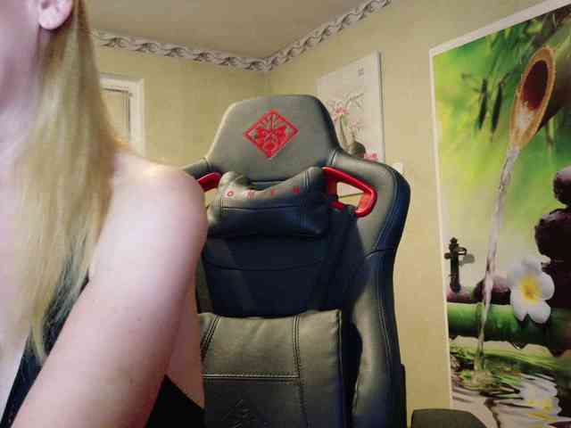 AngelikaMore webcam