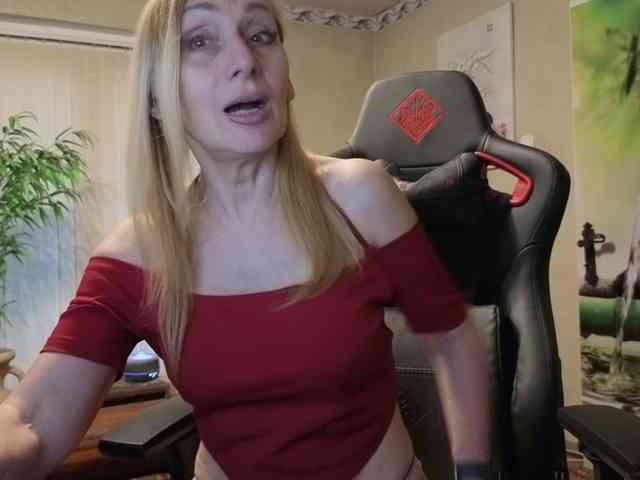AngelikaMore webcam