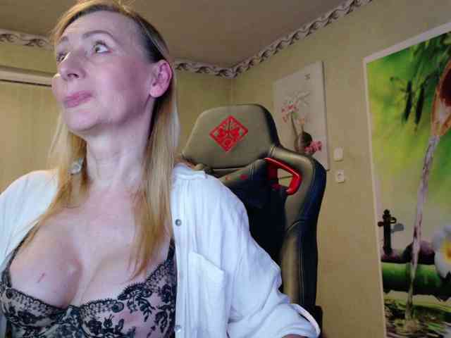 Sexy-Angela webcam