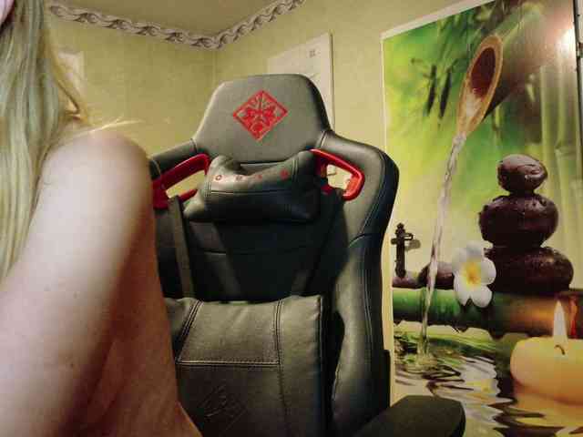 AngelikaMore webcam