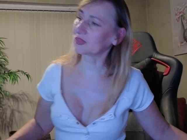 Model: Sexy-Angela