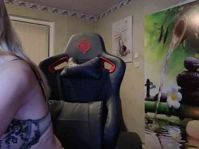 AngelikaMore webcam