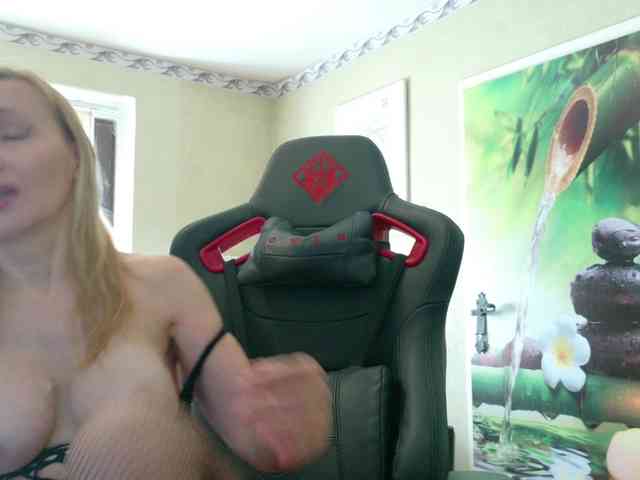 AngelikaMore Live Webcam on BongaCams