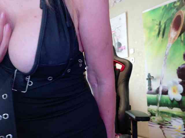 AngelikaMore webcam