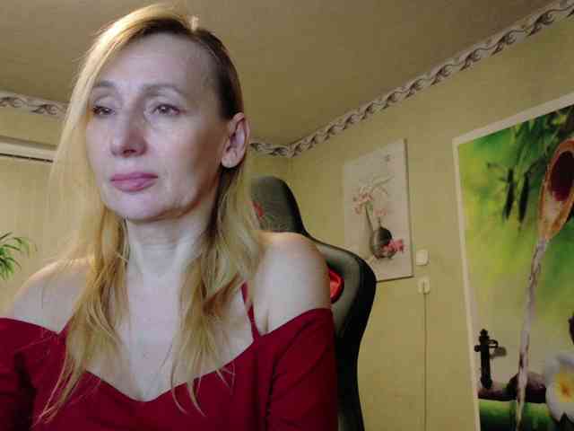 AngelikaMore webcam