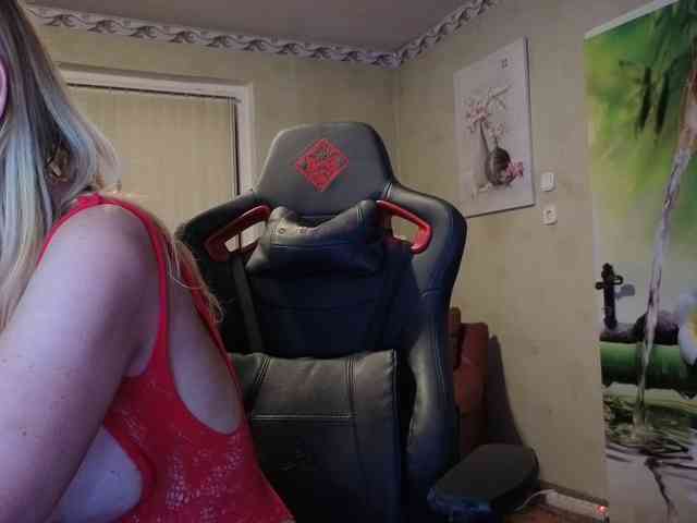AngelikaMore webcam