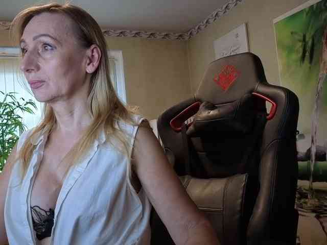 AngelikaMore
