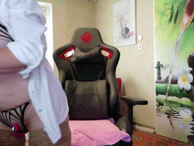 AngelikaMore Sex Cam Show