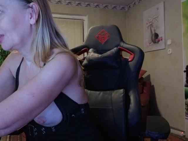 AngelikaMore webcam