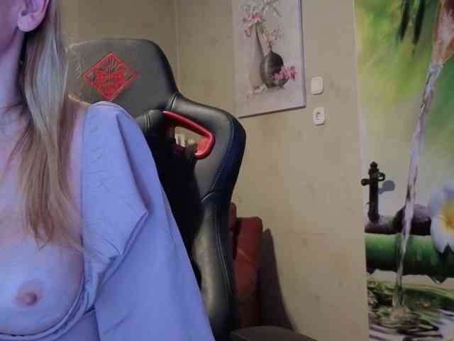 AngelikaMore webcam