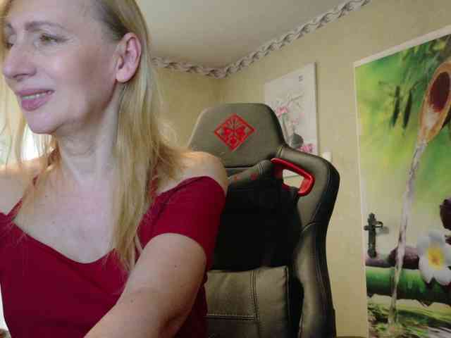 AngelikaMore webcam